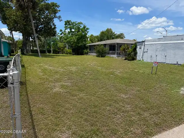 Listing Photo 6