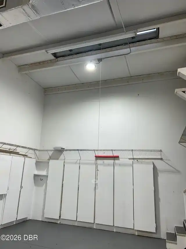 Listing Photo 10