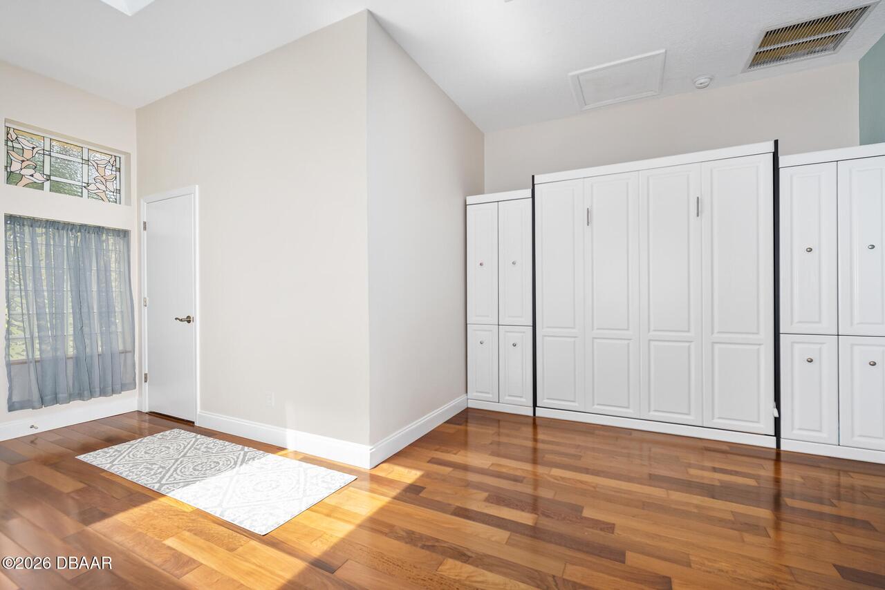 Listing Photo 22