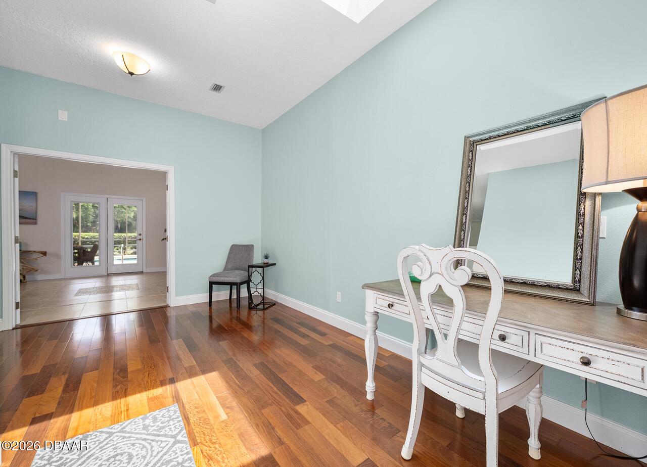 Listing Photo 23