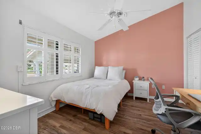 Listing Photo 19