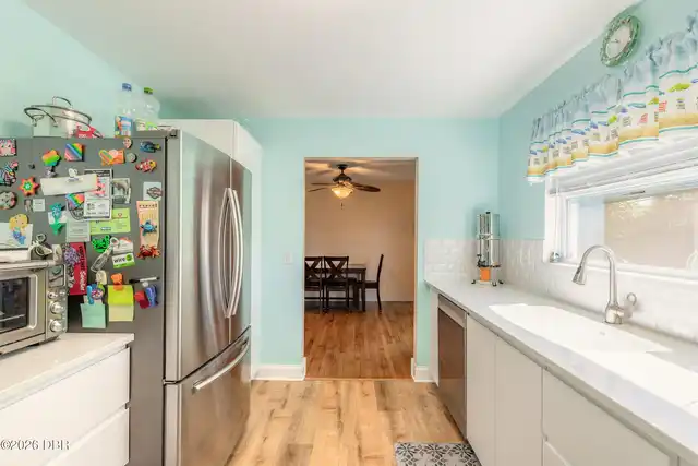 Listing Photo 12