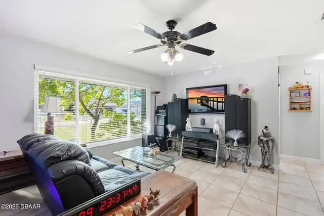 Listing Photo 17