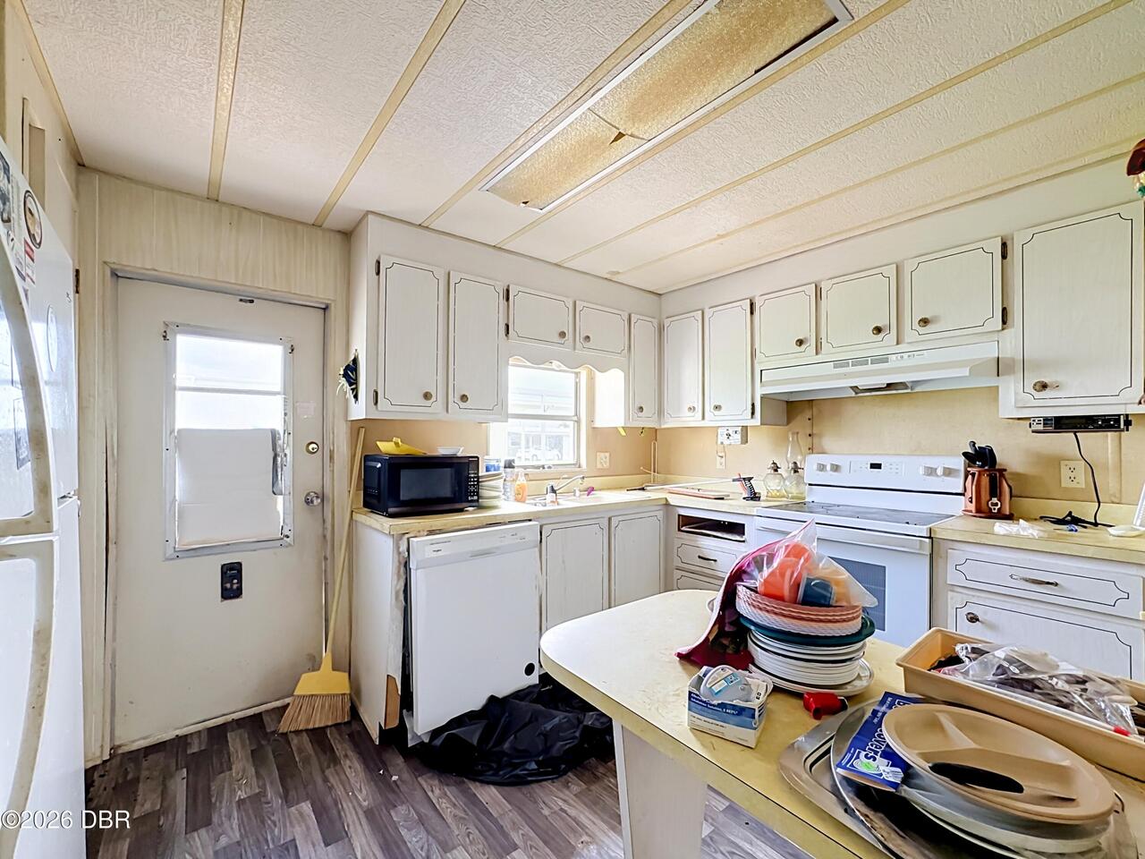 Listing Photo 14