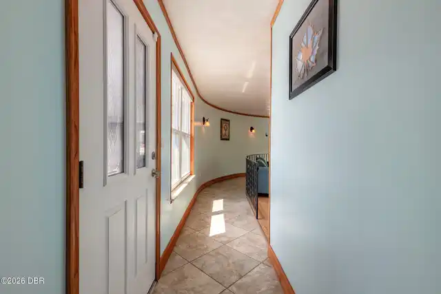 Listing Photo 6