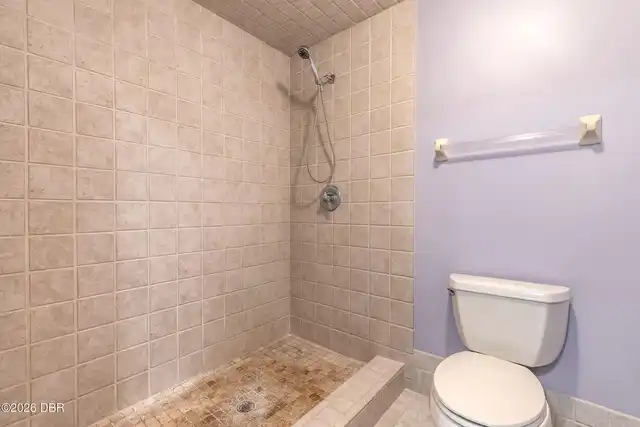 Listing Photo 20