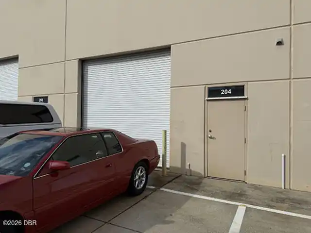 Listing Photo 8