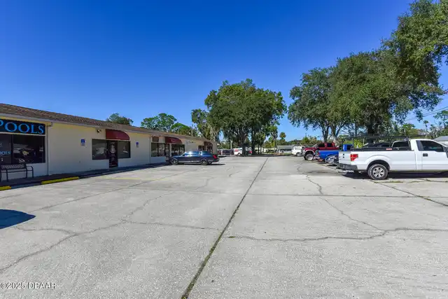 Listing Photo 17