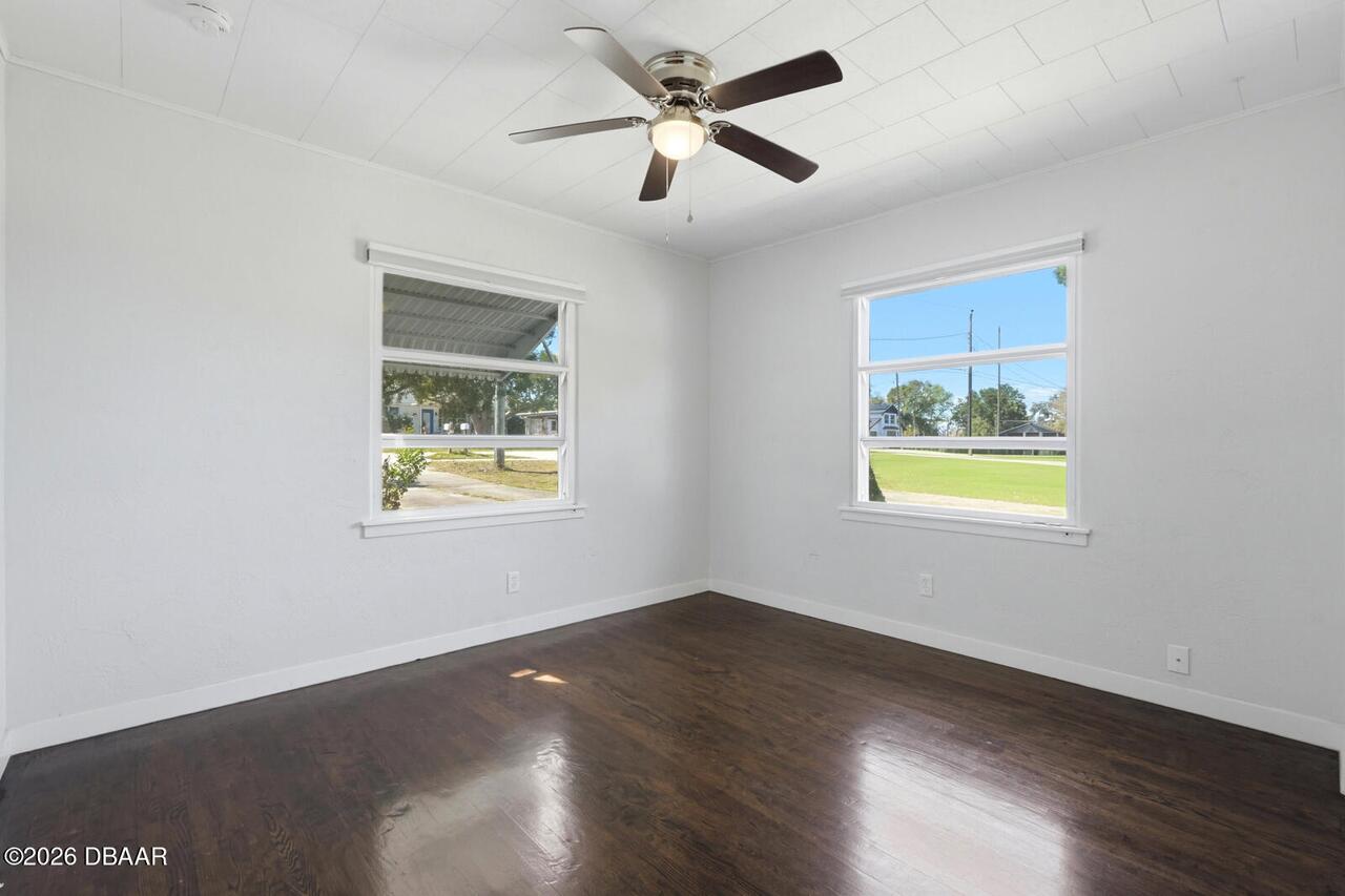 Listing Photo 18