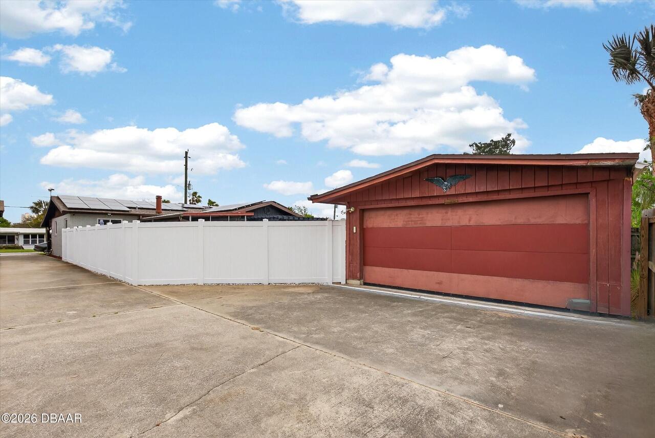 Listing Photo 8