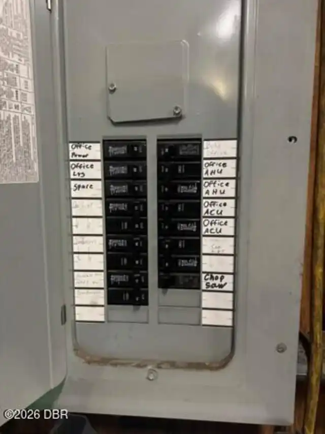 Listing Photo 8