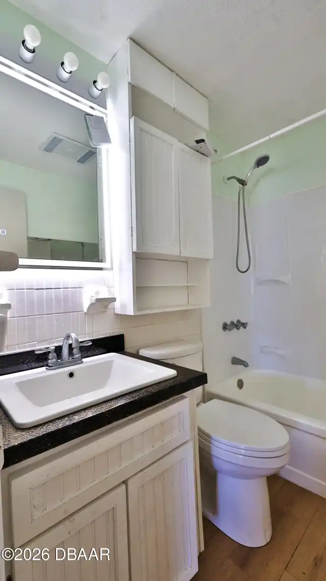 Listing Photo 19