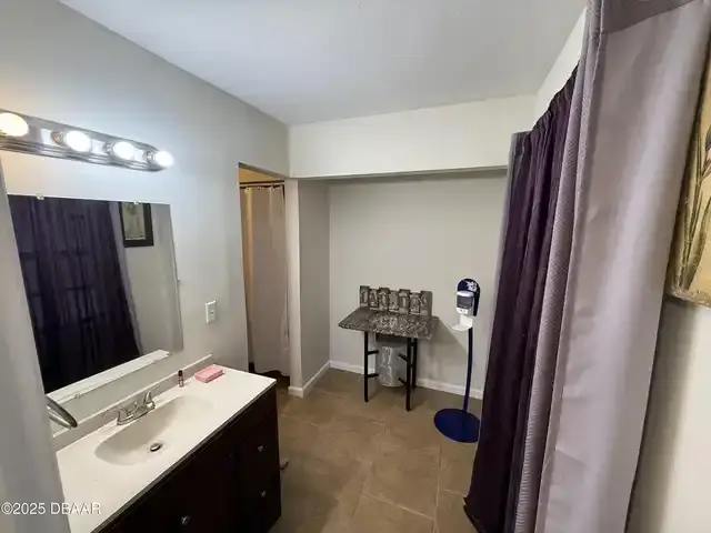 Listing Photo 14