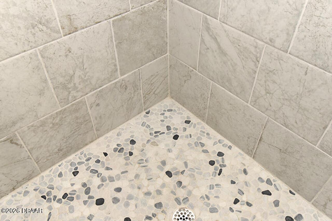 Listing Photo 24