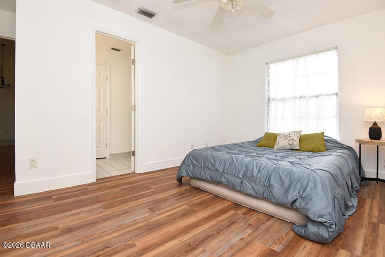 Listing Photo 33