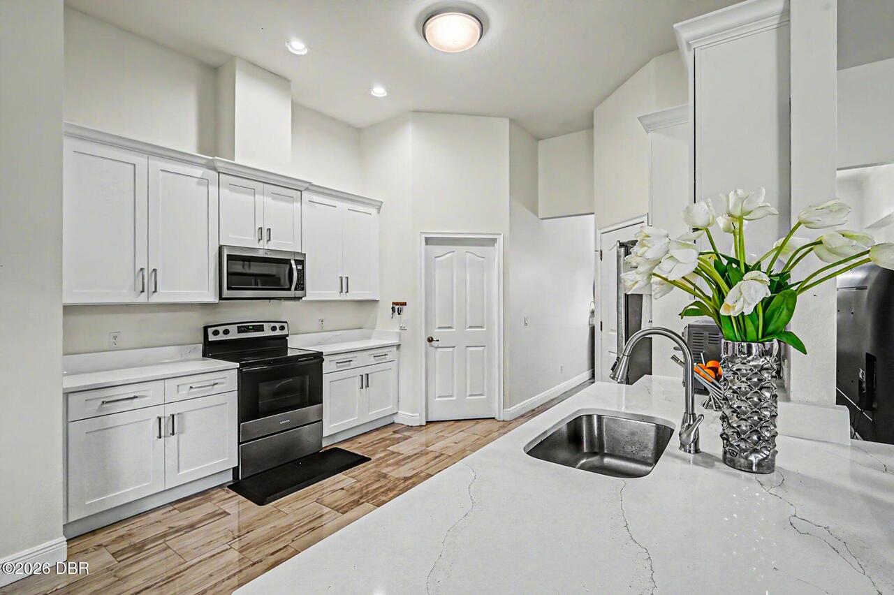 Listing Photo 16