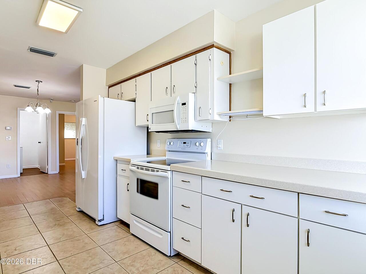 Listing Photo 7