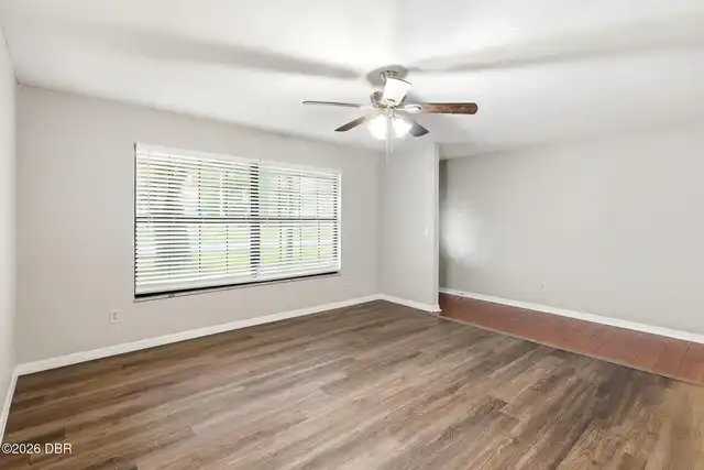 Listing Photo 7