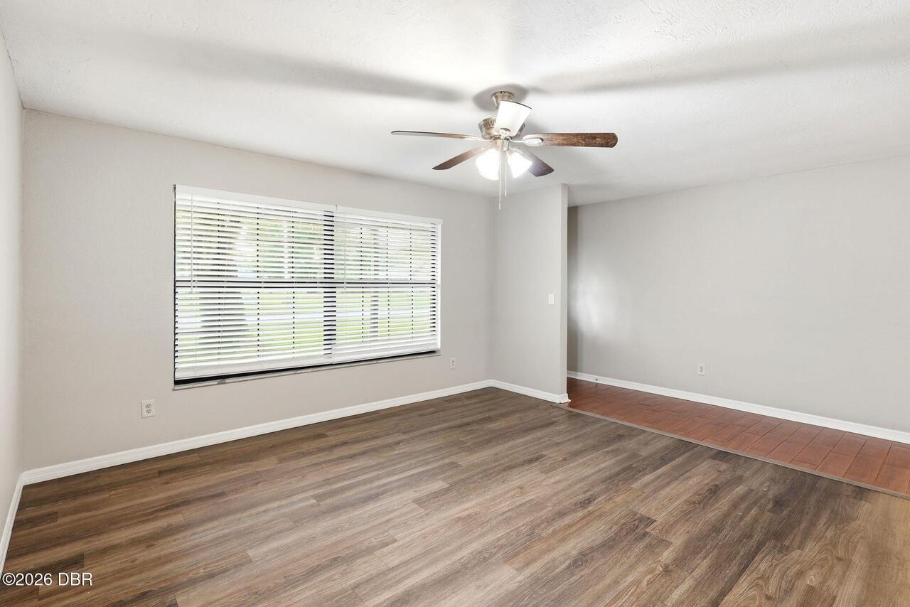 Listing Photo 7