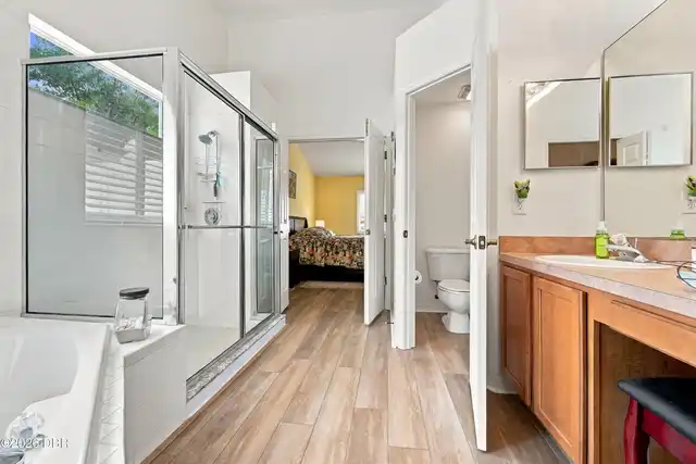 Listing Photo 18