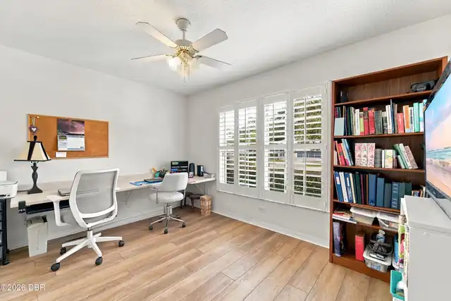 Listing Photo 22