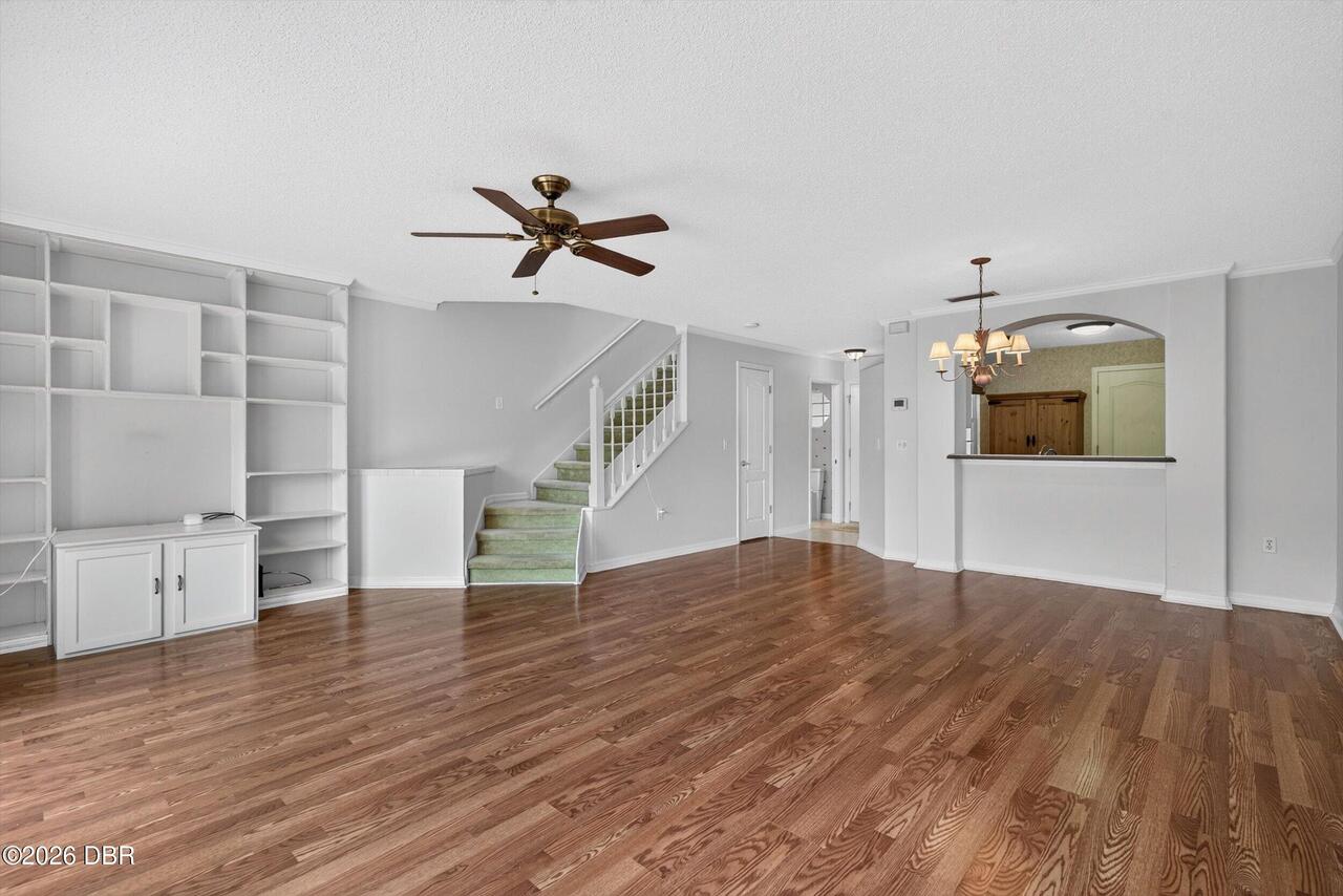 Listing Photo 8