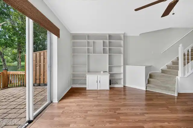 Listing Photo 12