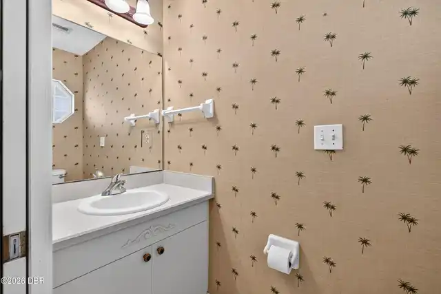 Listing Photo 15