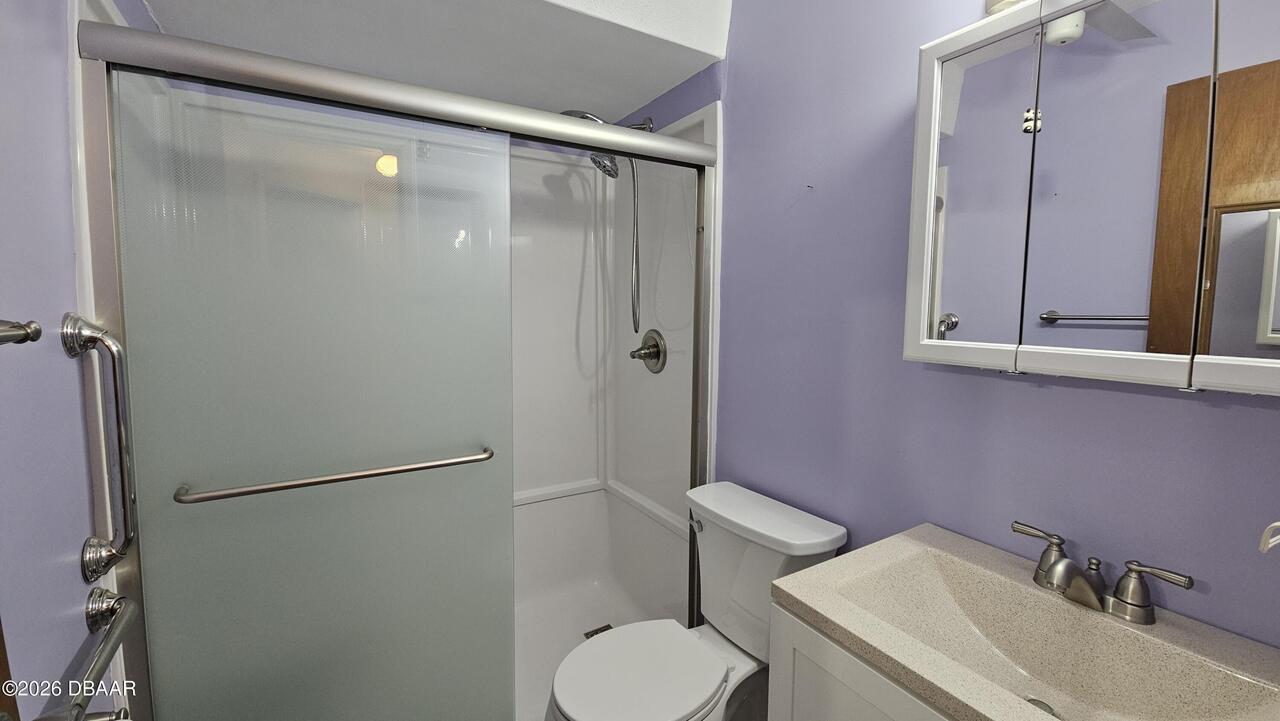 Listing Photo 9