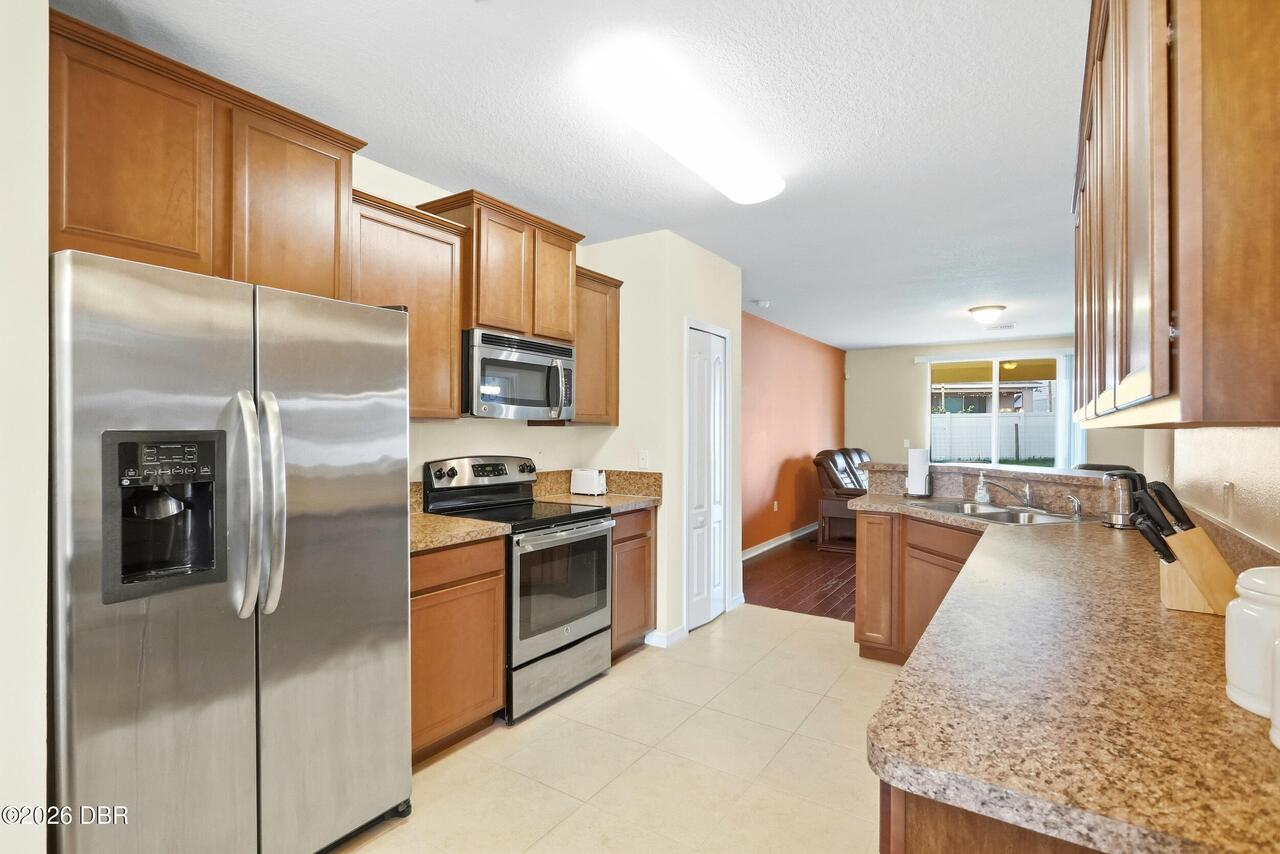 Listing Photo 8
