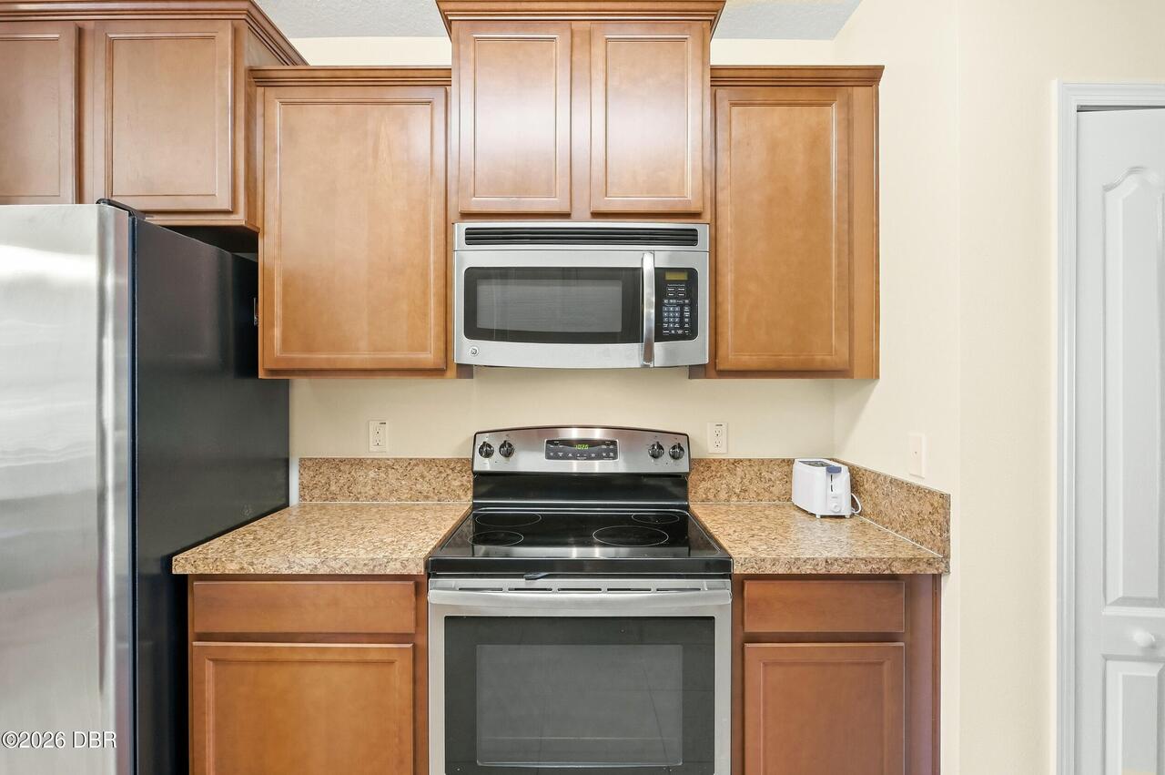 Listing Photo 10