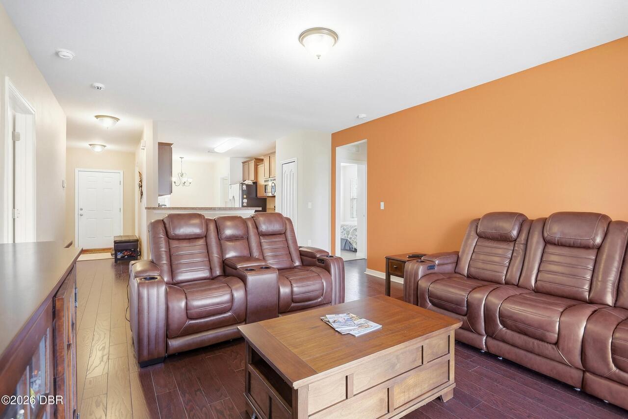 Listing Photo 16