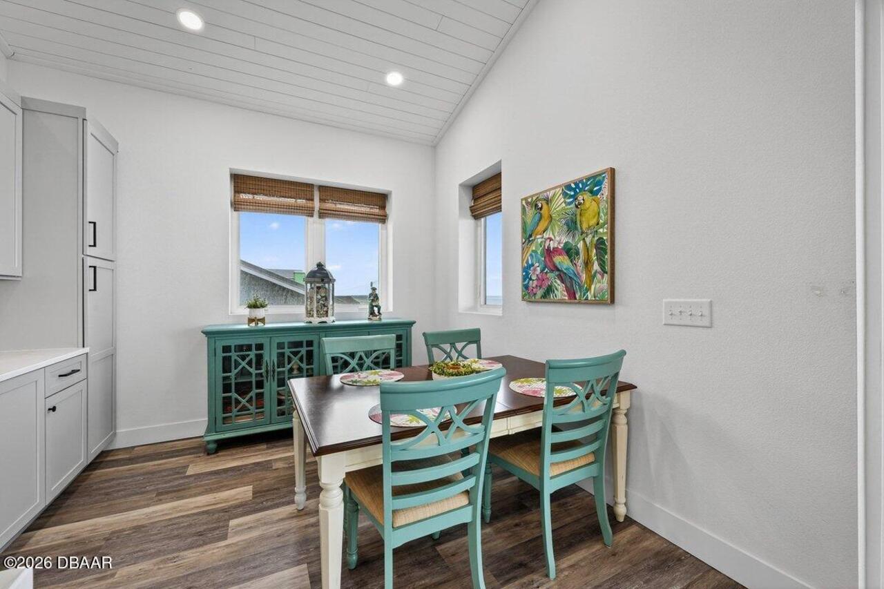 Listing Photo 17