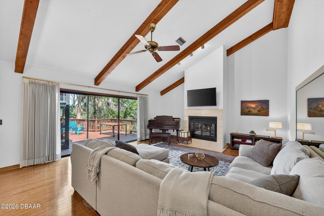 Listing Photo 14