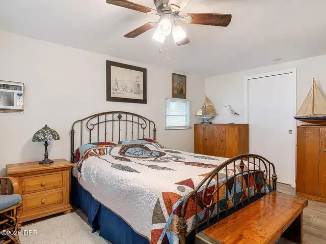 Listing Photo 18