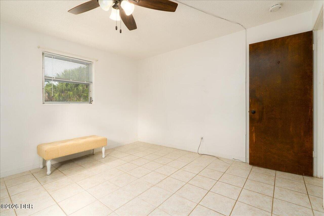 Listing Photo 14
