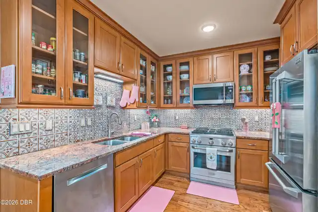 Listing Photo 21
