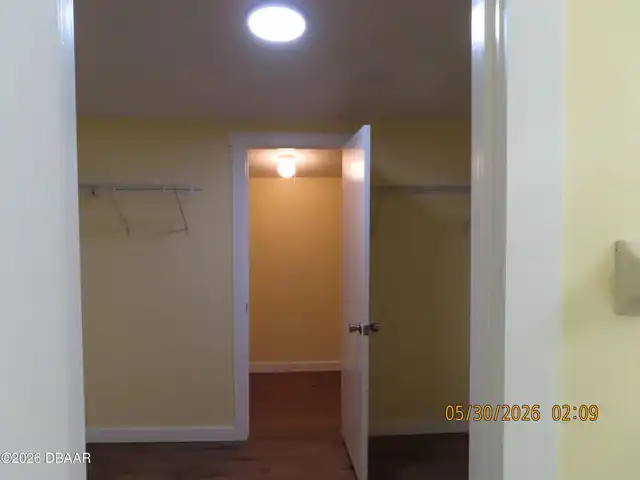 Listing Photo 12