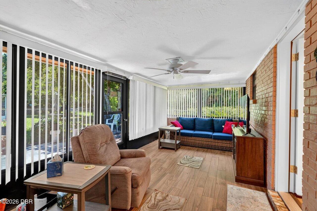 Listing Photo 23