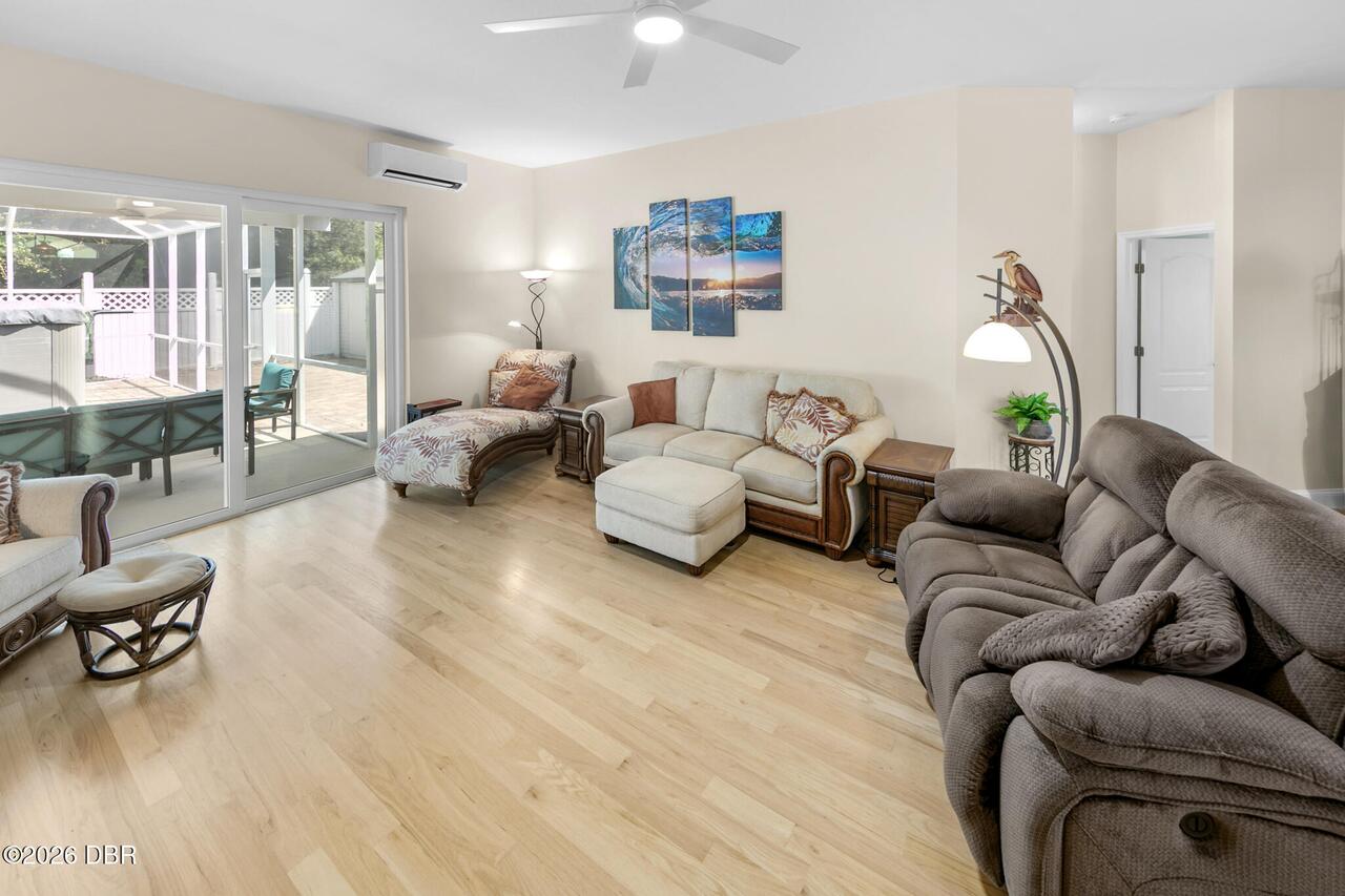 Listing Photo 14