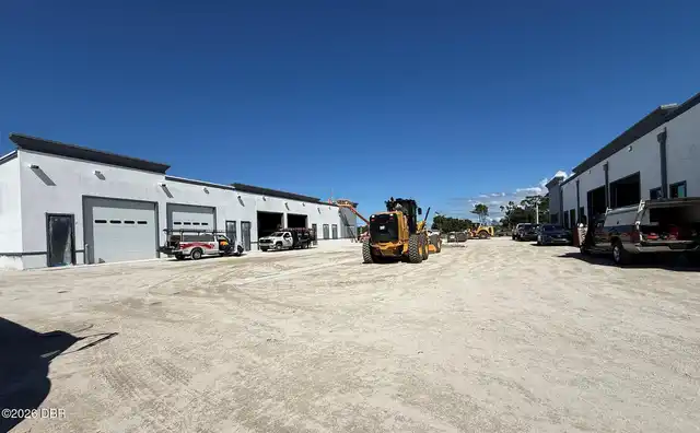Listing Photo 8