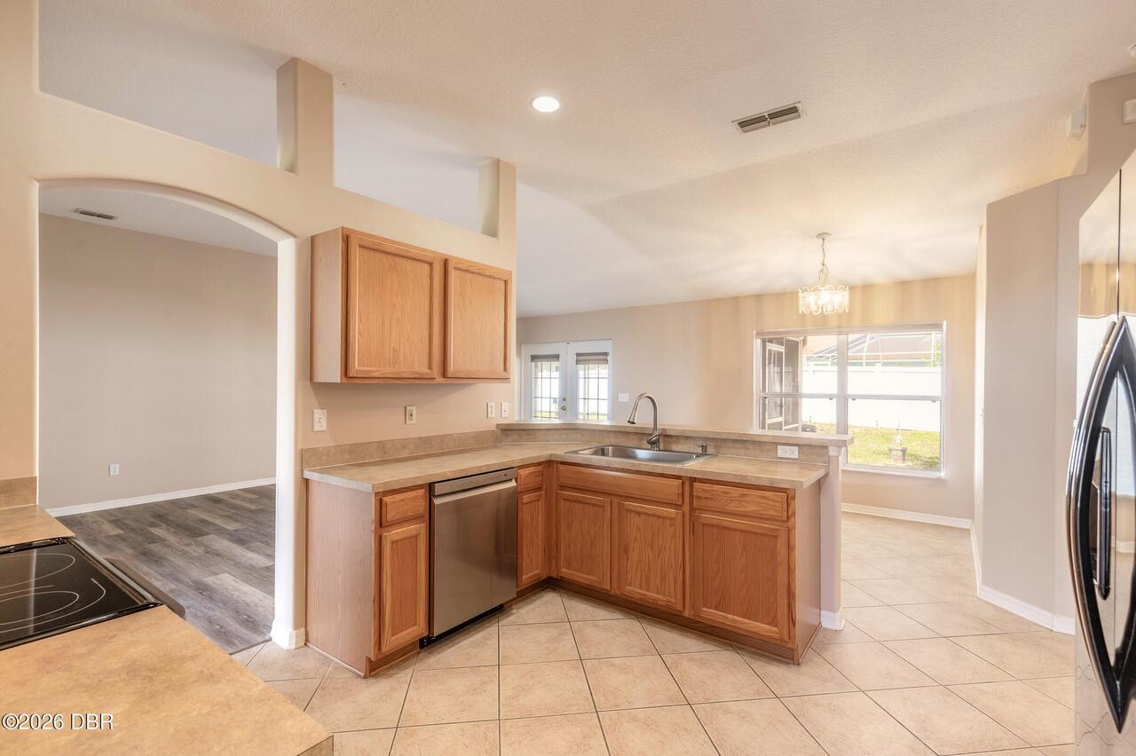 Listing Photo 7