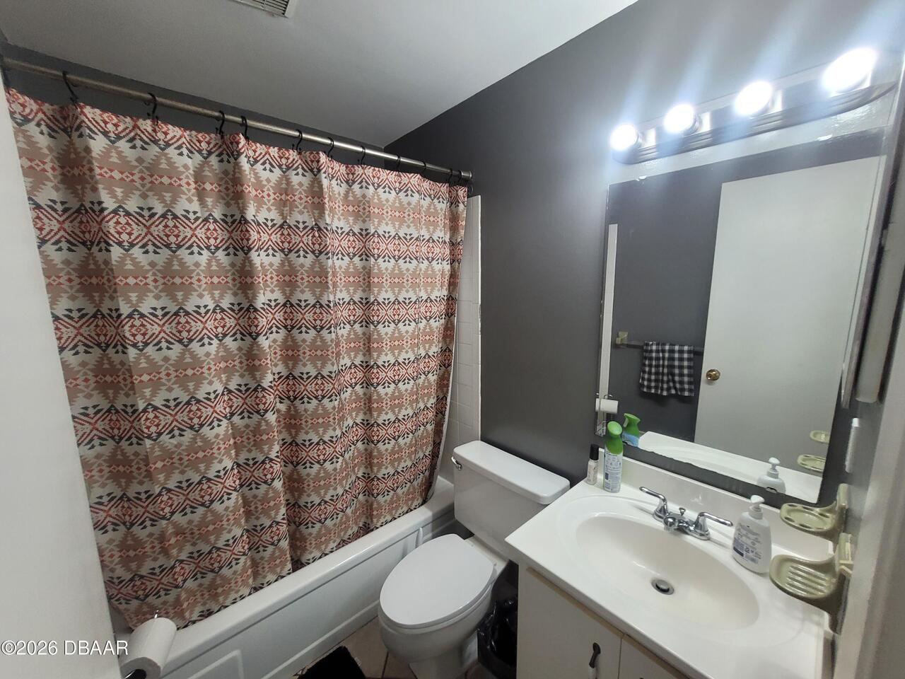 Listing Photo 12
