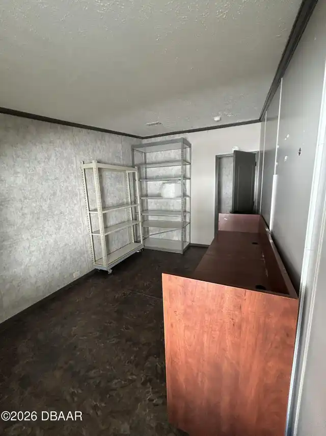 Listing Photo 17