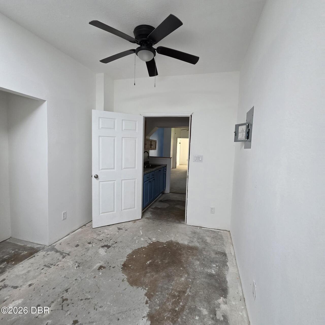 Listing Photo 12
