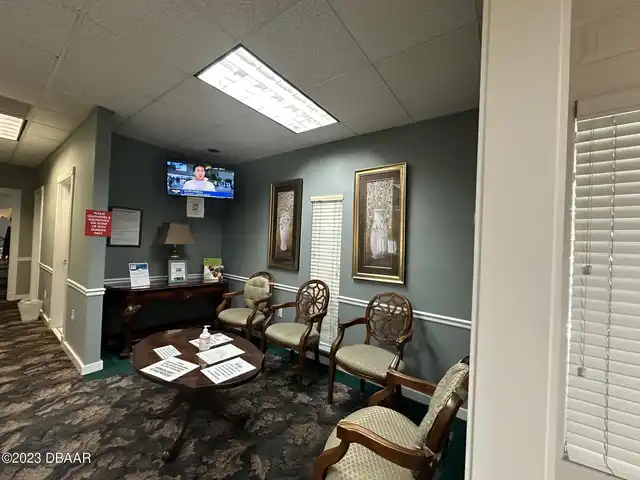 Listing Photo 7
