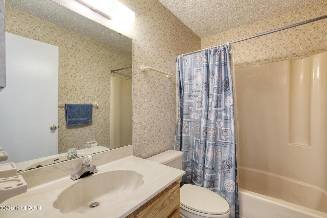 Listing Photo 17
