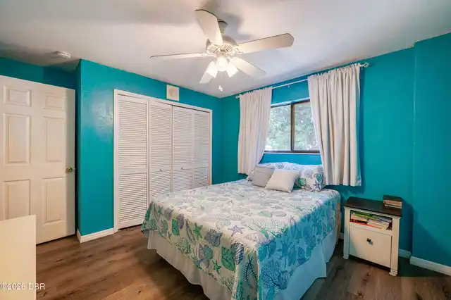 Listing Photo 16
