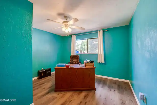 Listing Photo 17