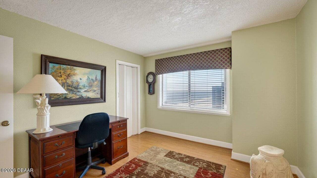 Listing Photo 32
